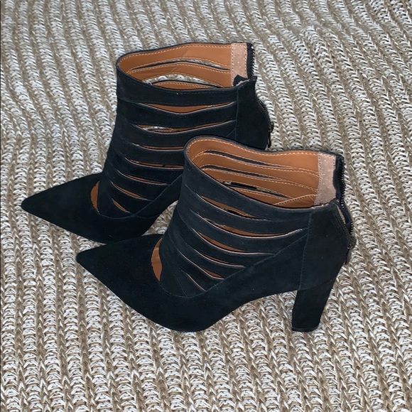 Steve Madden - Picture 5 of 6